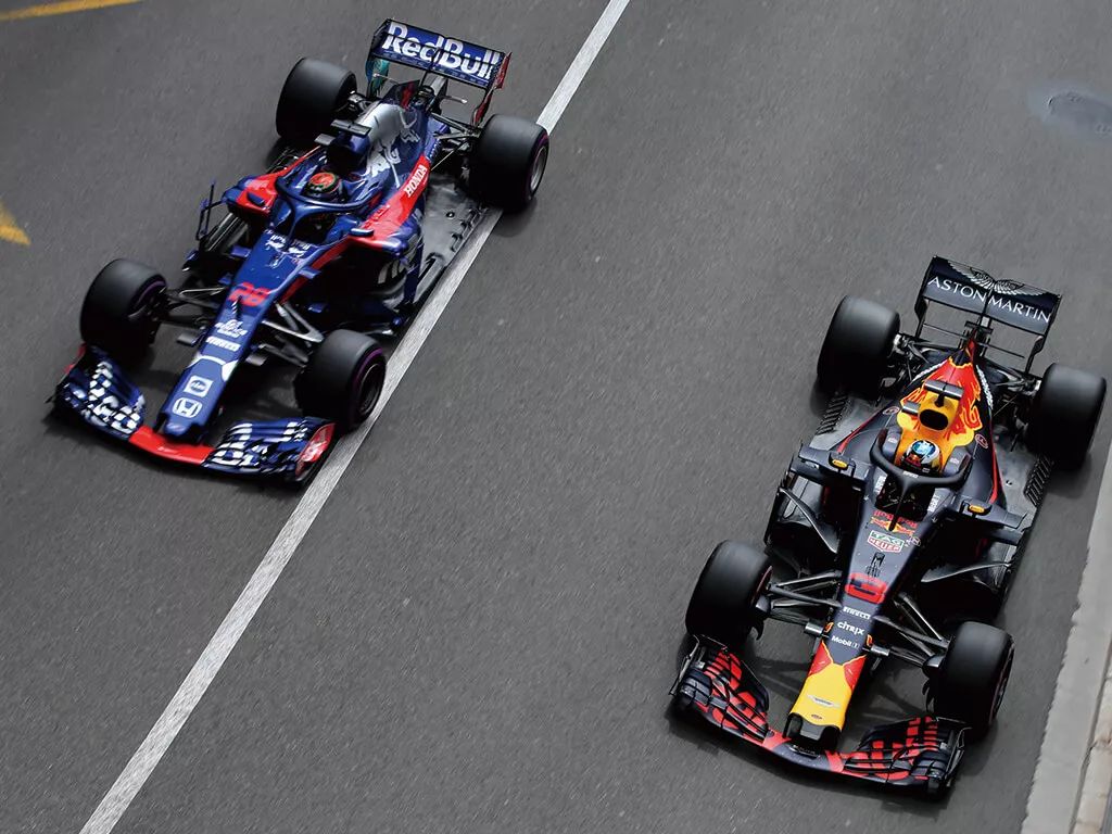 梅赛德斯翻盘雷诺车队，勒克莱尔惊艳四座