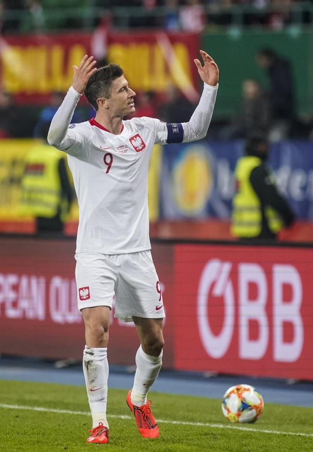 波兰队横扫奥地利队,梁靖崑状态火热 波兰队横扫奥地利队,梁靖崑状态火热