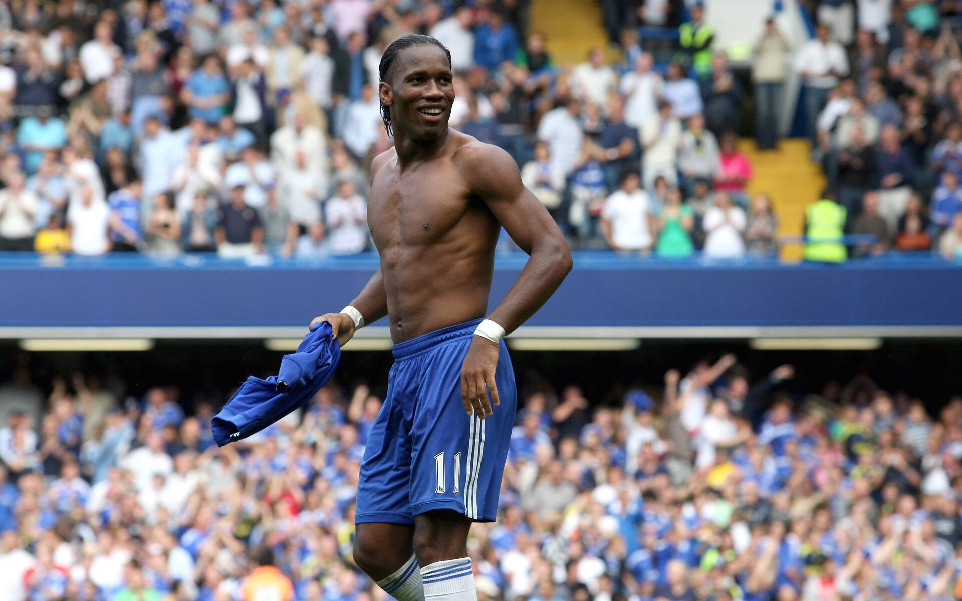 阿森纳冲垮德国，罗德里完成里程碑，当足球成为时代棱镜