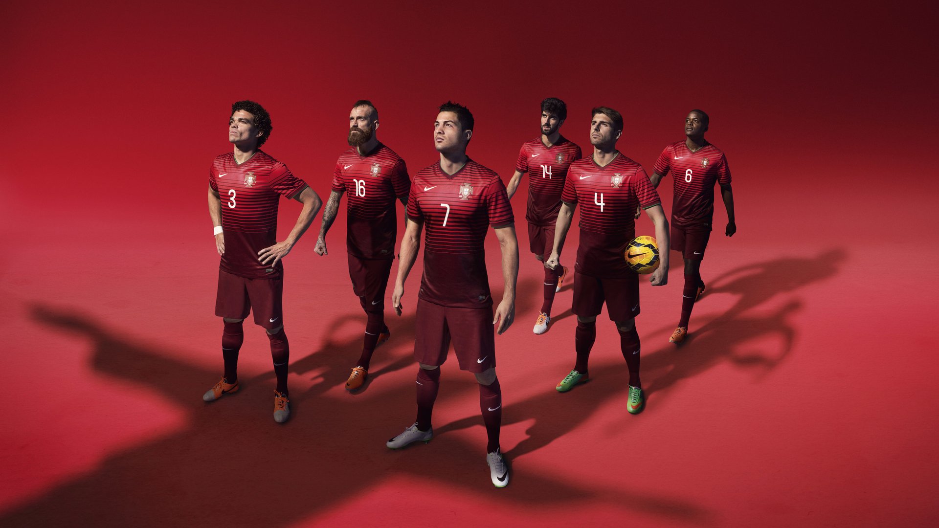 爱游戏官方入口-摩纳哥狂胜厄瓜多尔，阿什拉夫惊艳四座，巴黎飞翼如何定义现代边卫